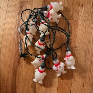 Cute “vintage” snow man lights